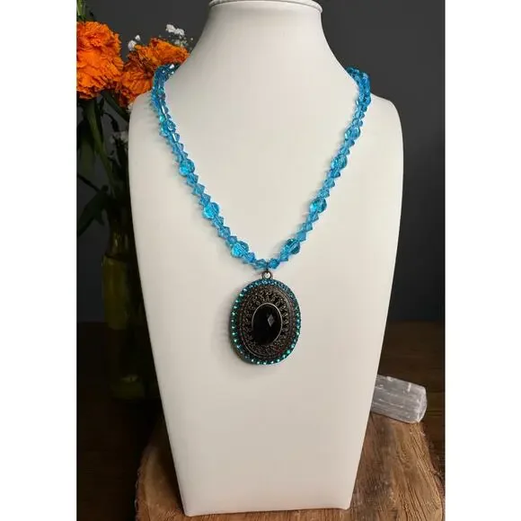 Aqua Marine Beaded Necklace With Oval Locket Blue Rhinestones and Black Stone - Picture 1 of 5